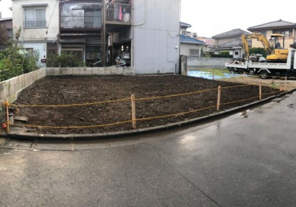 足立区共同住宅　鉄-木造